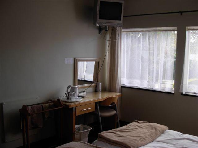 Liongate Bed And Breakfast Edenvale Δωμάτιο φωτογραφία