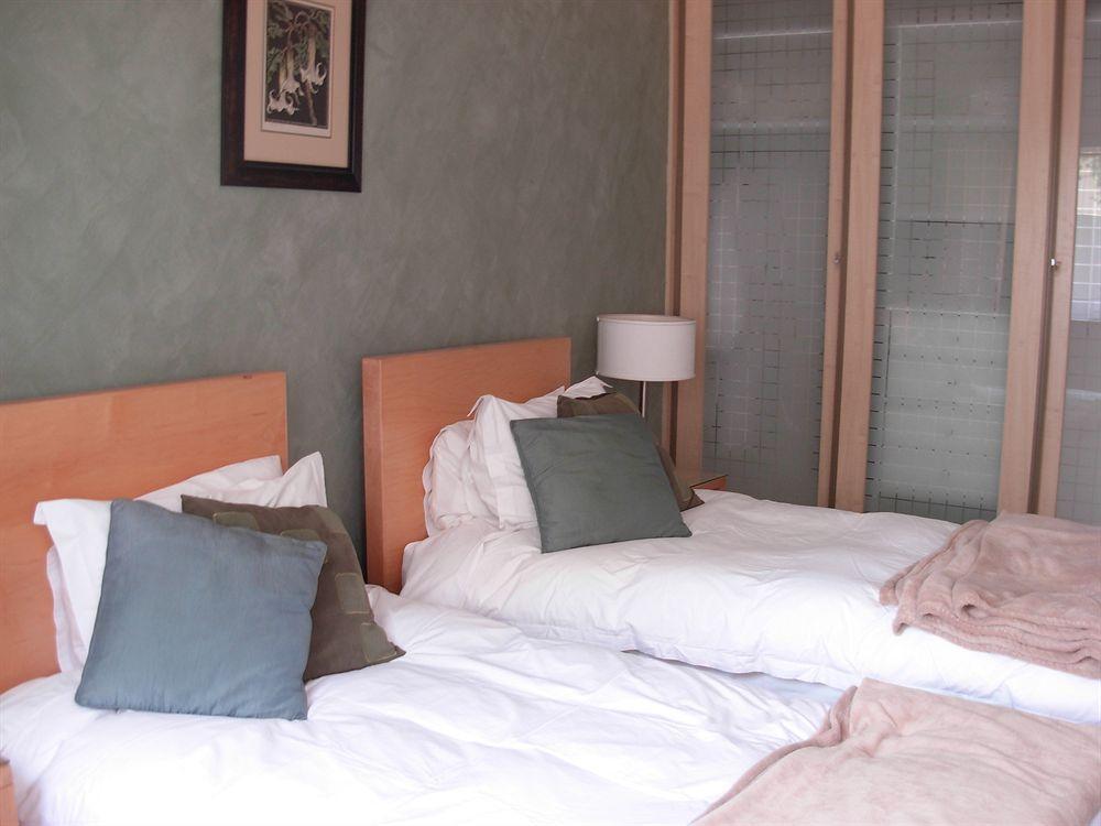 Liongate Bed And Breakfast Edenvale Εξωτερικό φωτογραφία